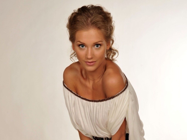 Красивая актриса Кристина Асмус