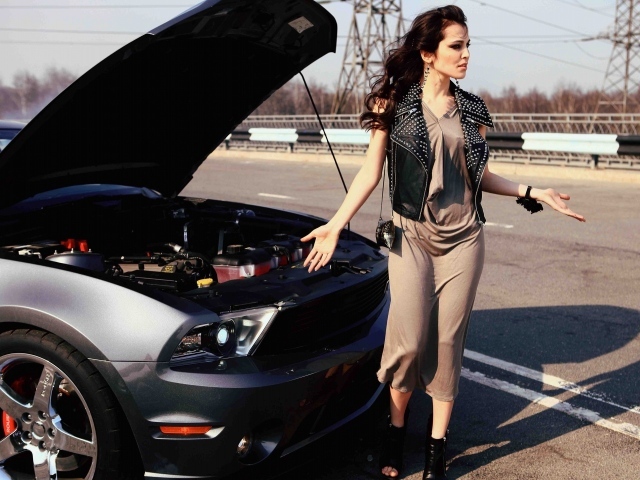 Популярная модель Сати Казанова