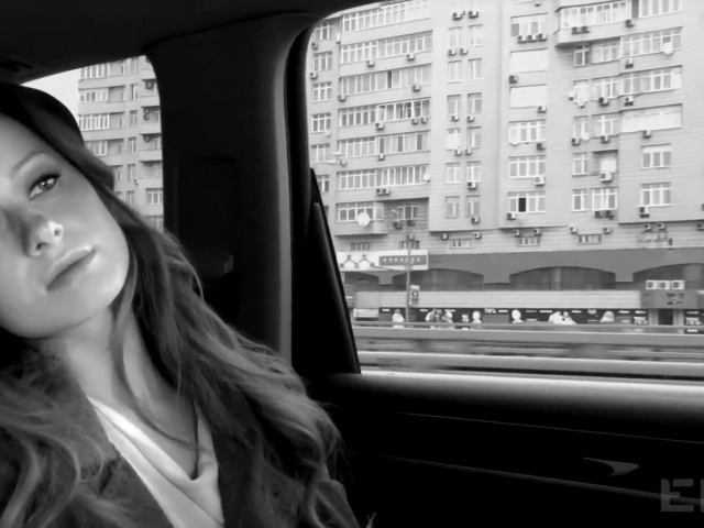 Красивая Юлия Савичева