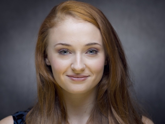 Модель Софи Тернер