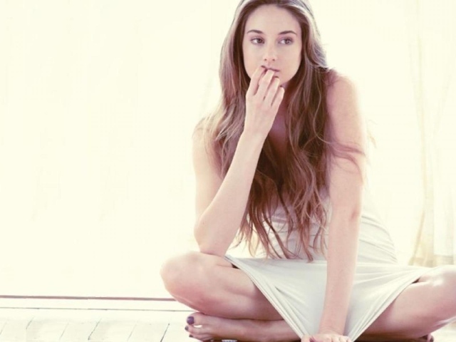 Знаменитая Шейлин Вудли