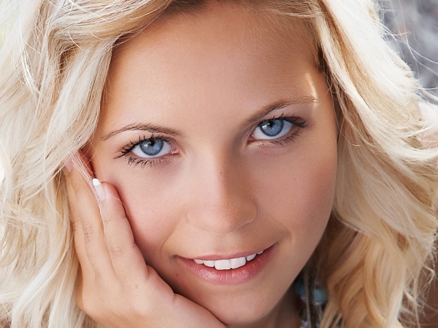 Голубоглазая Дженни