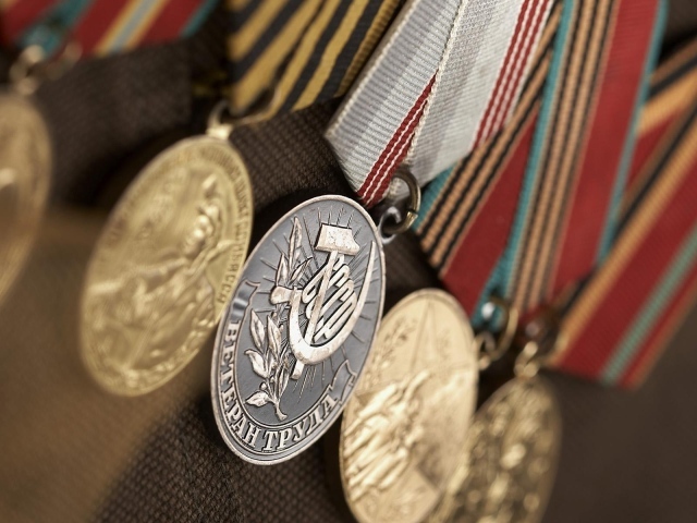 Медали в День Победы 9 мая