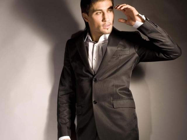 Знаменитый киноактер Дима Билан