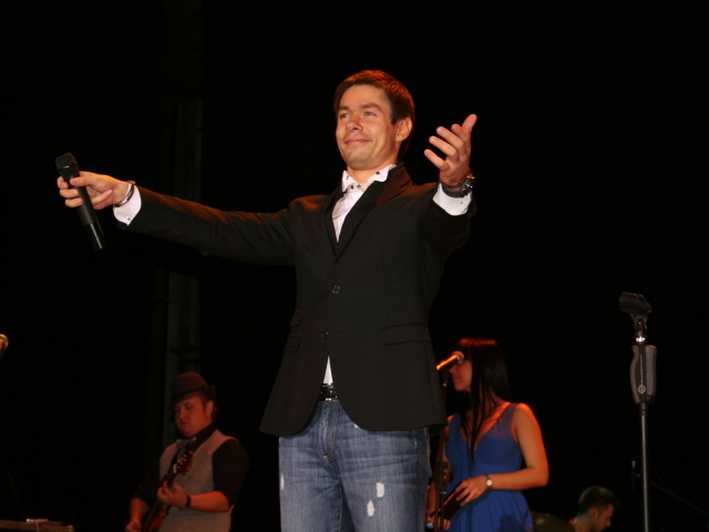 Знаменитая Кинозвезда Стас Пьеха