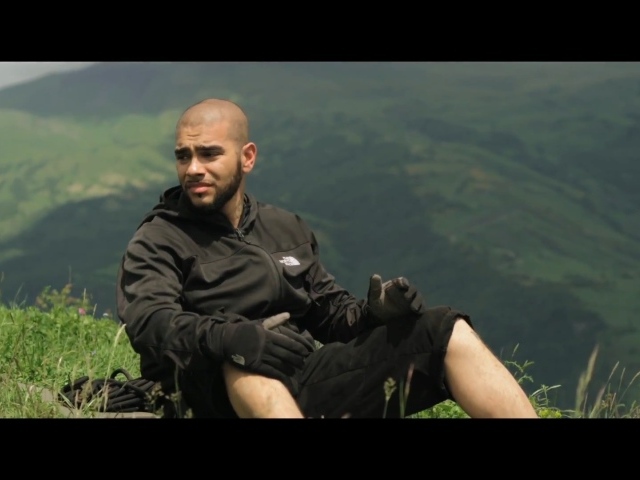 Популярный киноактер Тимати