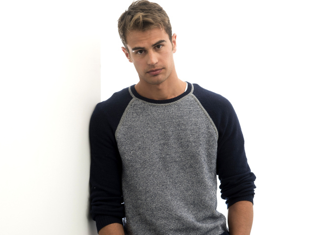 Русский актер Тео Джеймс