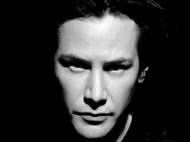 Киану Ривз в черно-белом