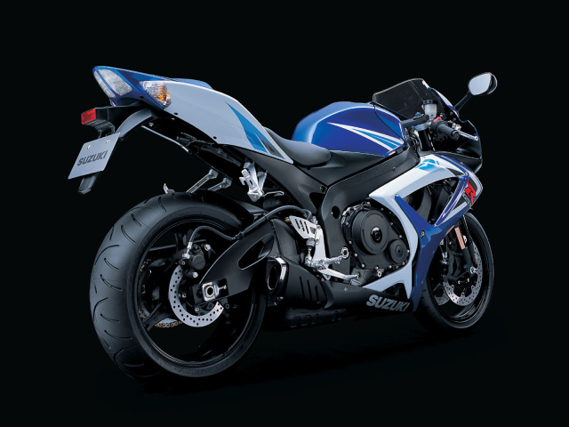 Красивый мотоцикл Suzuki  GSX-R 750