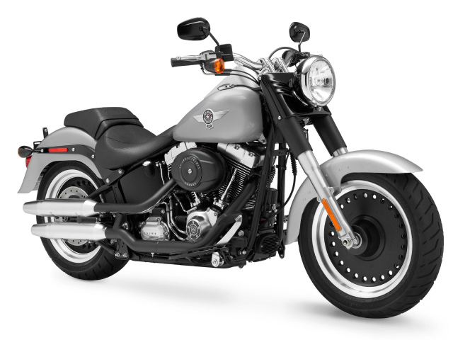 Красивый мотоцикл в москве Harley-Davidson Fat Boy