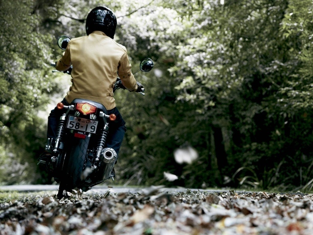 Красивый мотоцикл в москве Honda CB 1100