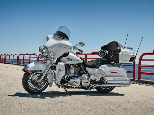 Невероятный мотоцикл Harley-Davidson CVO Electra Glide Ultra Classic
