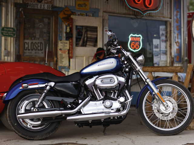 Невероятный мотоцикл Harley-Davidson XL 1200C Sportster Custom