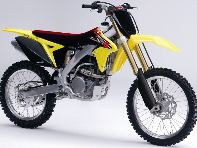 Невероятный мотоцикл Suzuki RM-Z 250