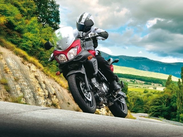 Невероятный мотоцикл Suzuki V-Storm 650 ABS