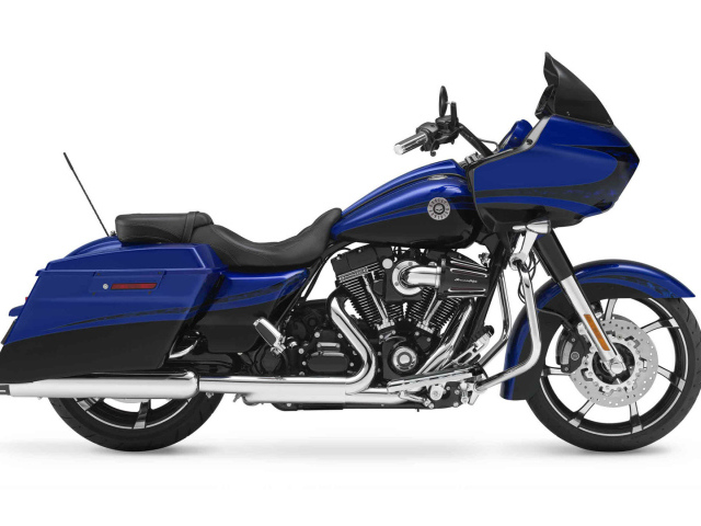 Невероятно быстрый мотоцикл Harley-Davidson CVO Road Glide Custom