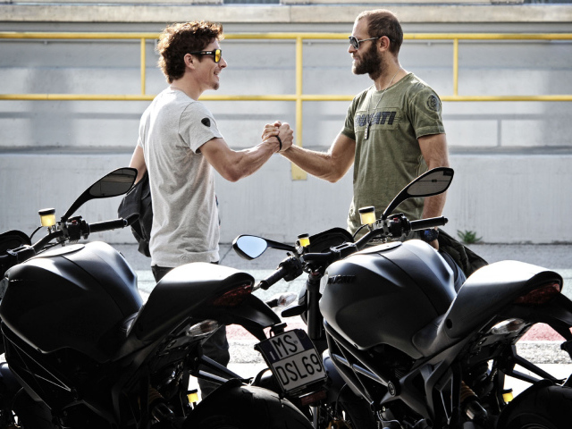 Невероятно быстрый мотоциклDucati Monster Diesel