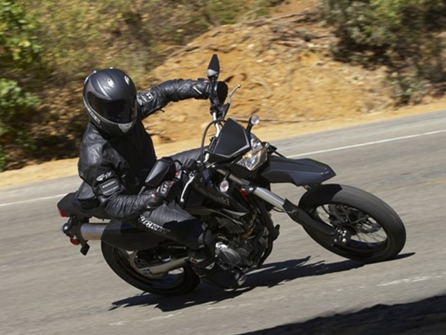 Новый мотоцикл Kawasaki KLX 250