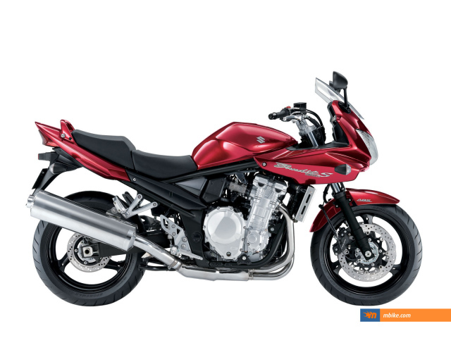 Новый мотоцикл Suzuki GSF 1250 S
