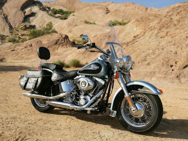 Новый надежный мотоцикл Harley-Davidson Heritage Softail