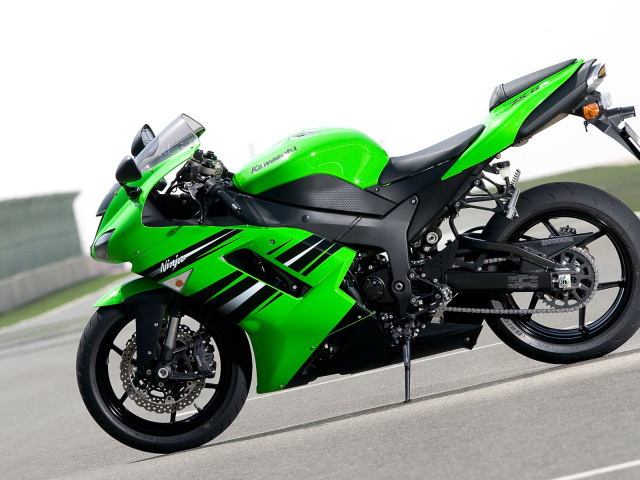 Новый надежный мотоцикл Kawasaki Ninja ZX-6R