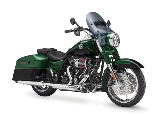 Популярный мотоцикл Harley-Davidson CVO Road King