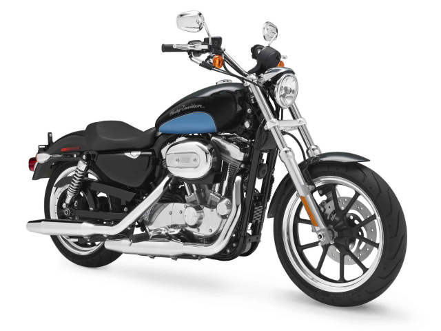 Популярный мотоцикл Harley-Davidson XL 883L Sportster