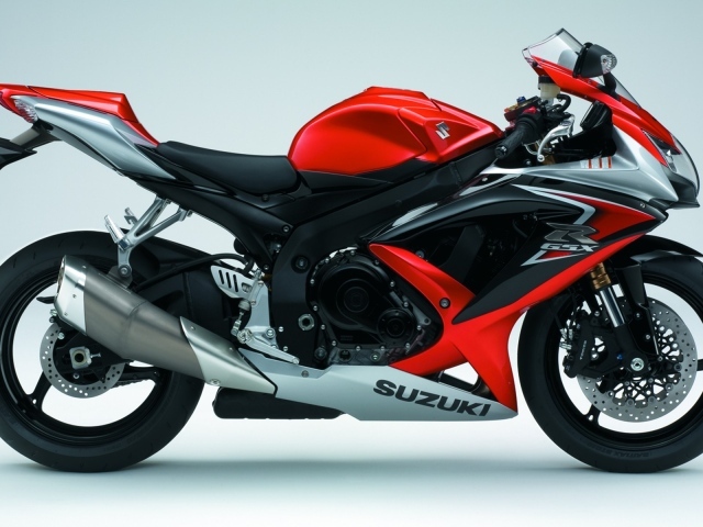 Популярный мотоцикл Suzuki  GSX-R 600