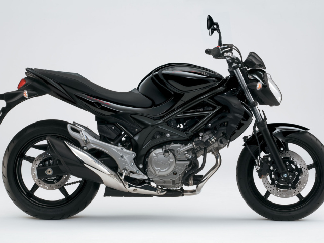 Популярный мотоцикл Suzuki SFV 650