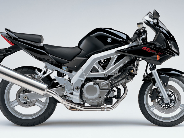 Популярный мотоцикл Suzuki SV 650 S0