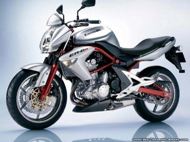 Надежный мотоцикл Kawasaki ER-6n