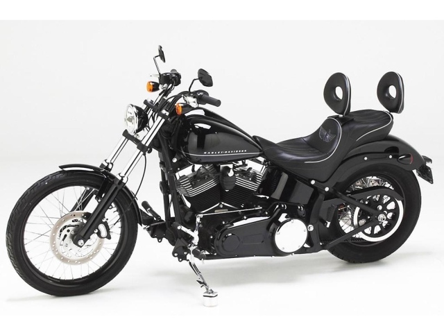 Надежный мотоцикл Harley-Davidson Softail Blackline
