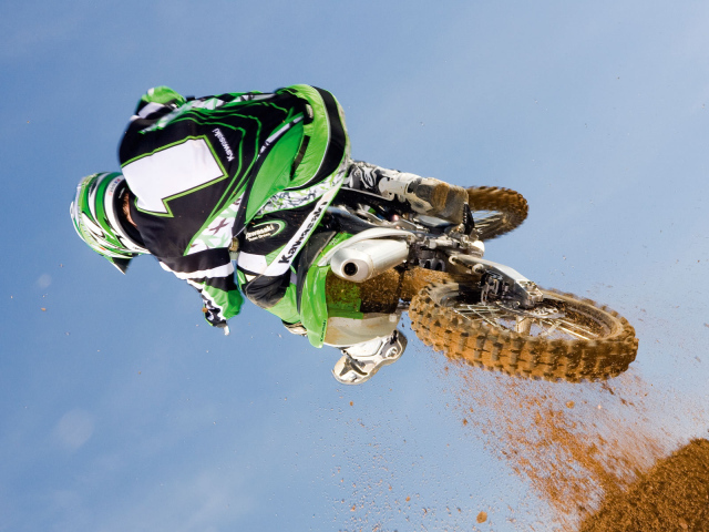 Надежный мотоцикл Kawasaki KX 450 F