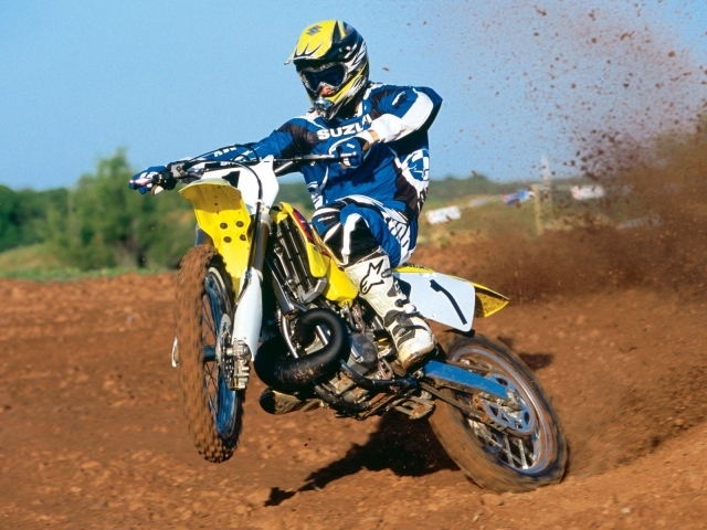 Мотоцикл Suzuki модели RM-Z 250