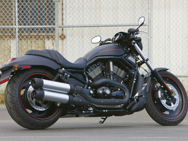 Тест-драйв мотоцикла Harley-Davidson Night Rod Special