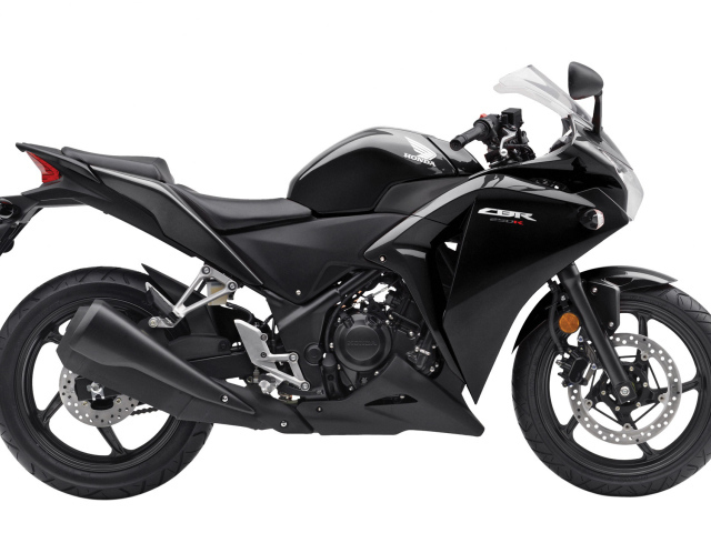 Тест-драйв мотоцикла Honda CBR 250 R