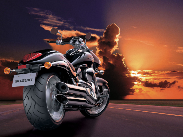 Тест-драйв мотоцикла Suzuki Intruder C1500T