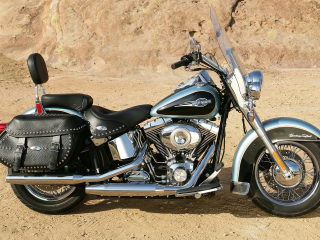 Надежный мотоцикл Harley-Davidson Heritage Softail