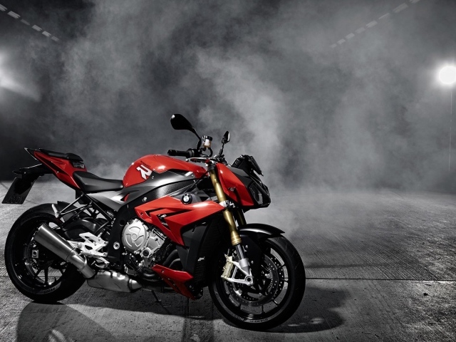 Мотоцикл BMW s1000r 2014 год