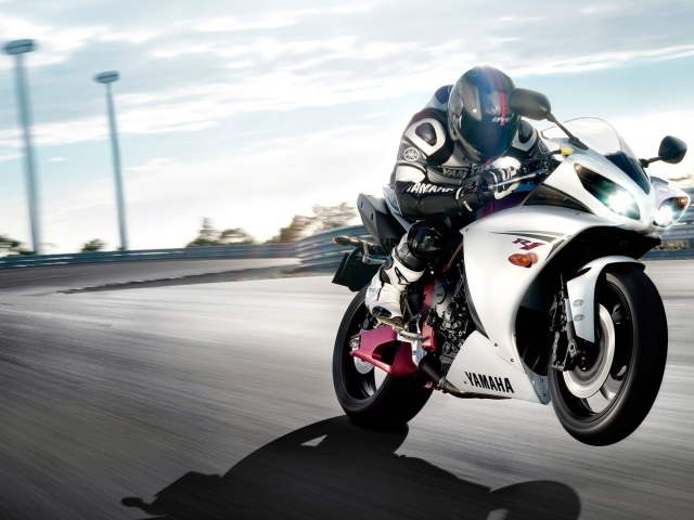 Гоночный мотоцикл Yamaha