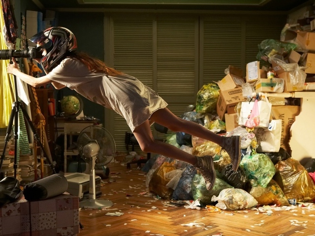 Летающая девушка