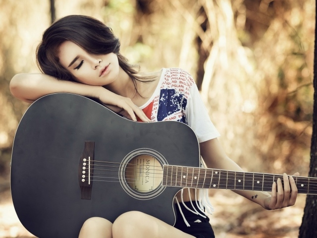 Девушка уснула