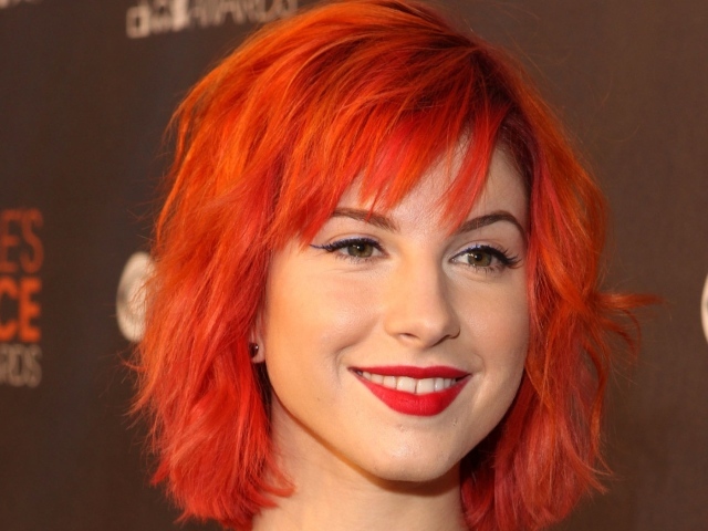 Рыжая певица Вильямс