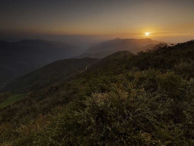 Восход солнца в горах