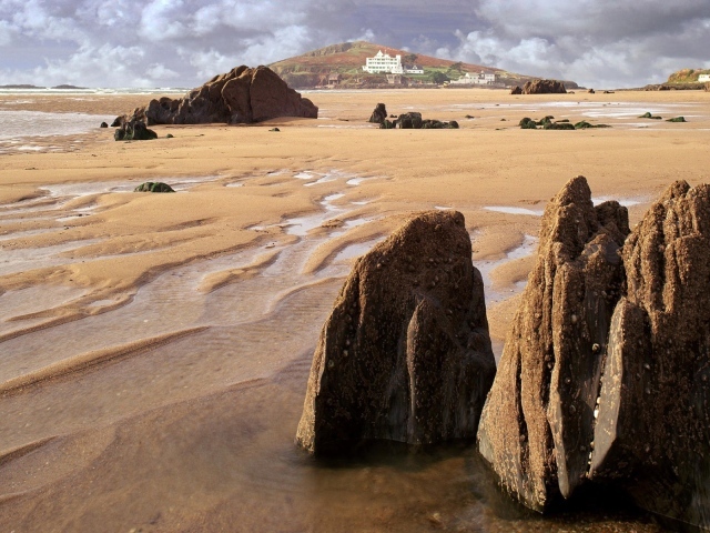 Пляж после отлива