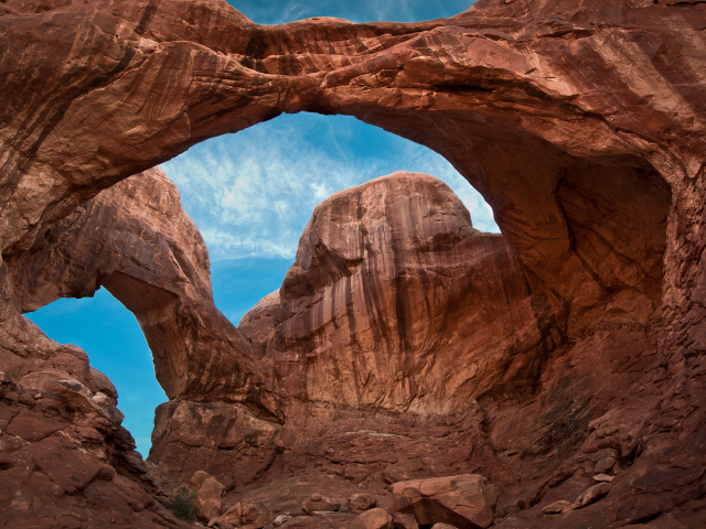 Природные арки в скалах