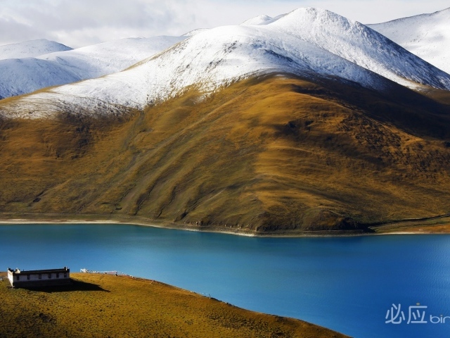 Озеро Ямдрок, Тибет