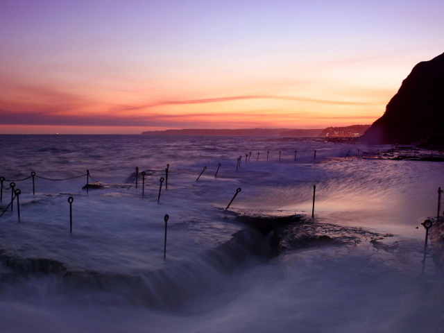 Берег во время шторма