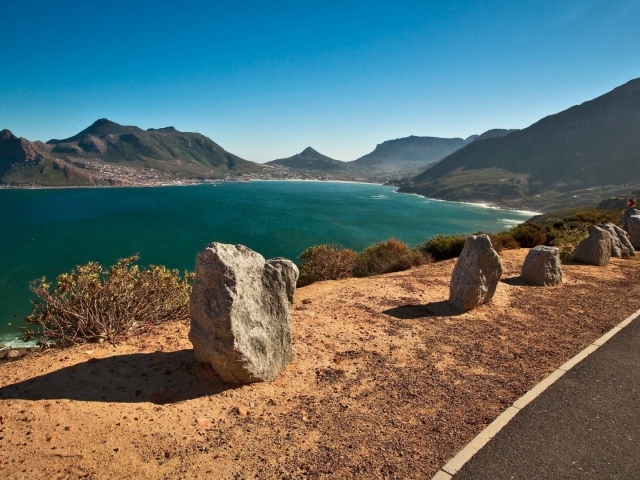 Дорога у моря