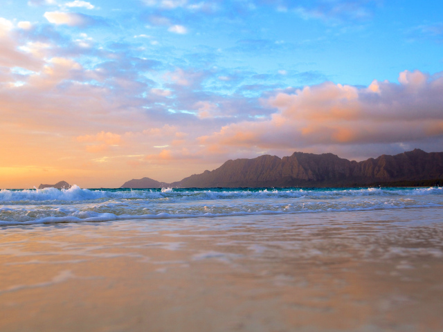 Море и чудесный рассвет